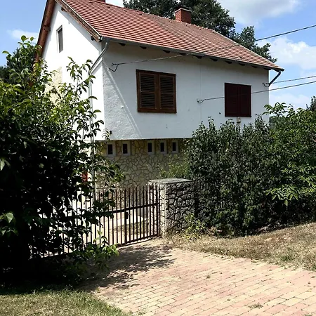 Feher Апартаменты Kovagoors