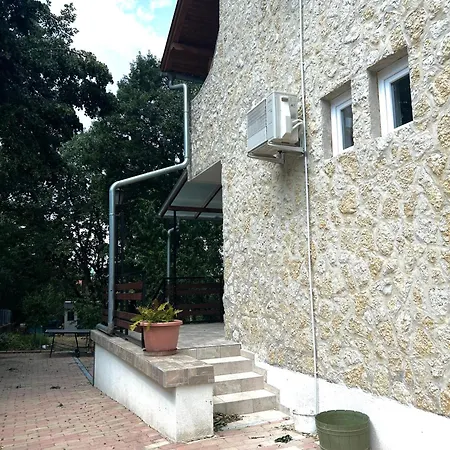 Feher Апартаменты