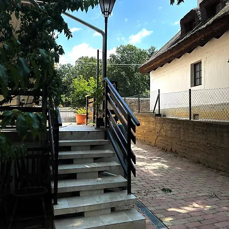 Feher Апартаменты *